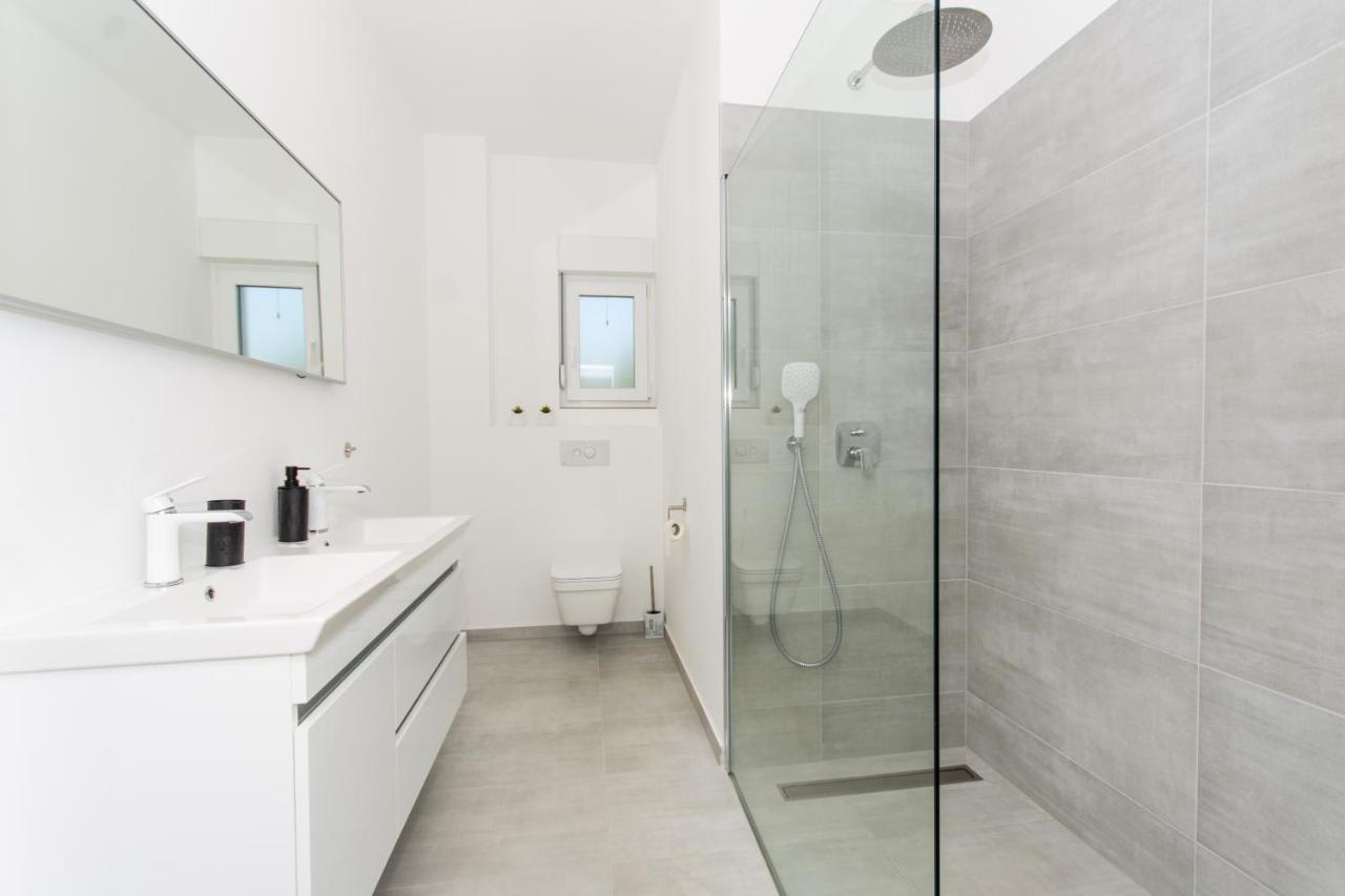 Apartment Julia Trogir Exterior photo