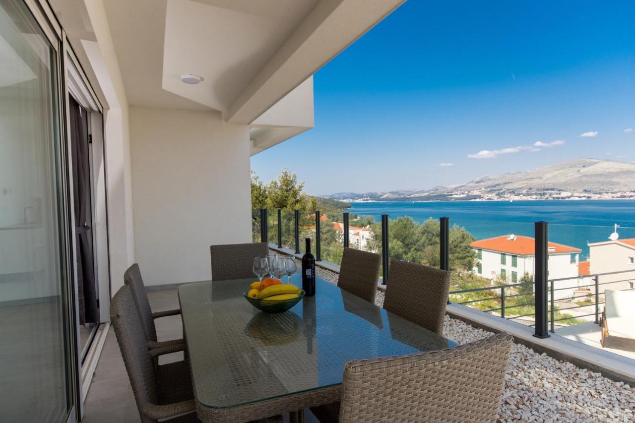 Apartment Julia Trogir Exterior photo